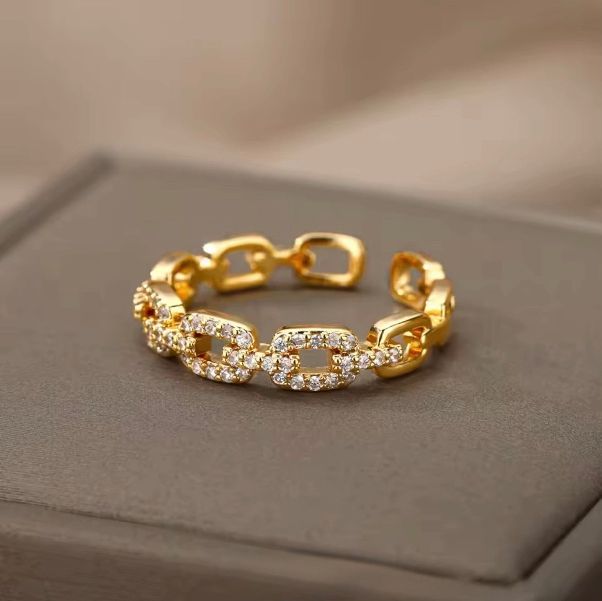 Bague Chaîne Royale